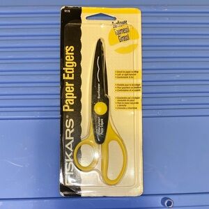 Fiskars Sunflower Paper Edgers - Yellow